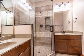 Bathroom_1